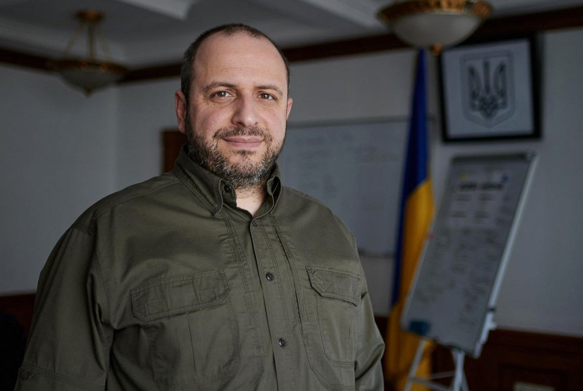 Ukrainas aizsardzības ministra amatā apstiprināts Rustems Umerovs
