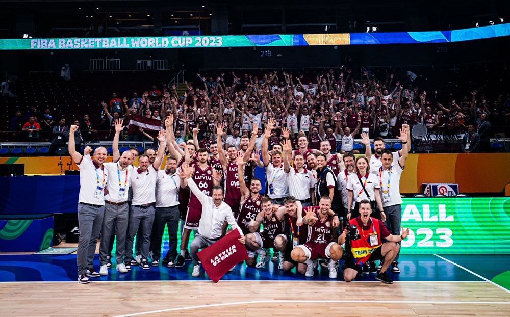 Latvija basketbola cīņā Baltijas reģionā uzvar Lietuvu / Raksts