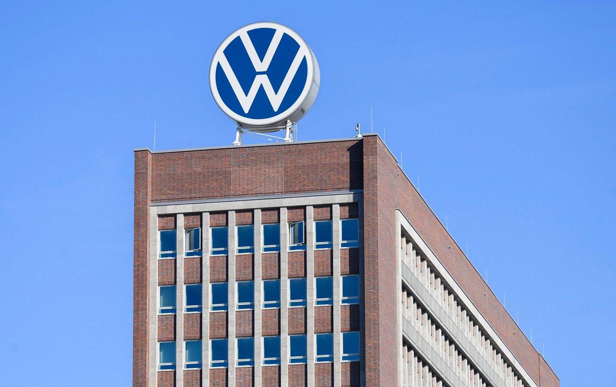 Ilustratīvs attēls: Autobūves uzņēmuma &quot;Volkswagen&quot; galvenā ražotne Vācijā
