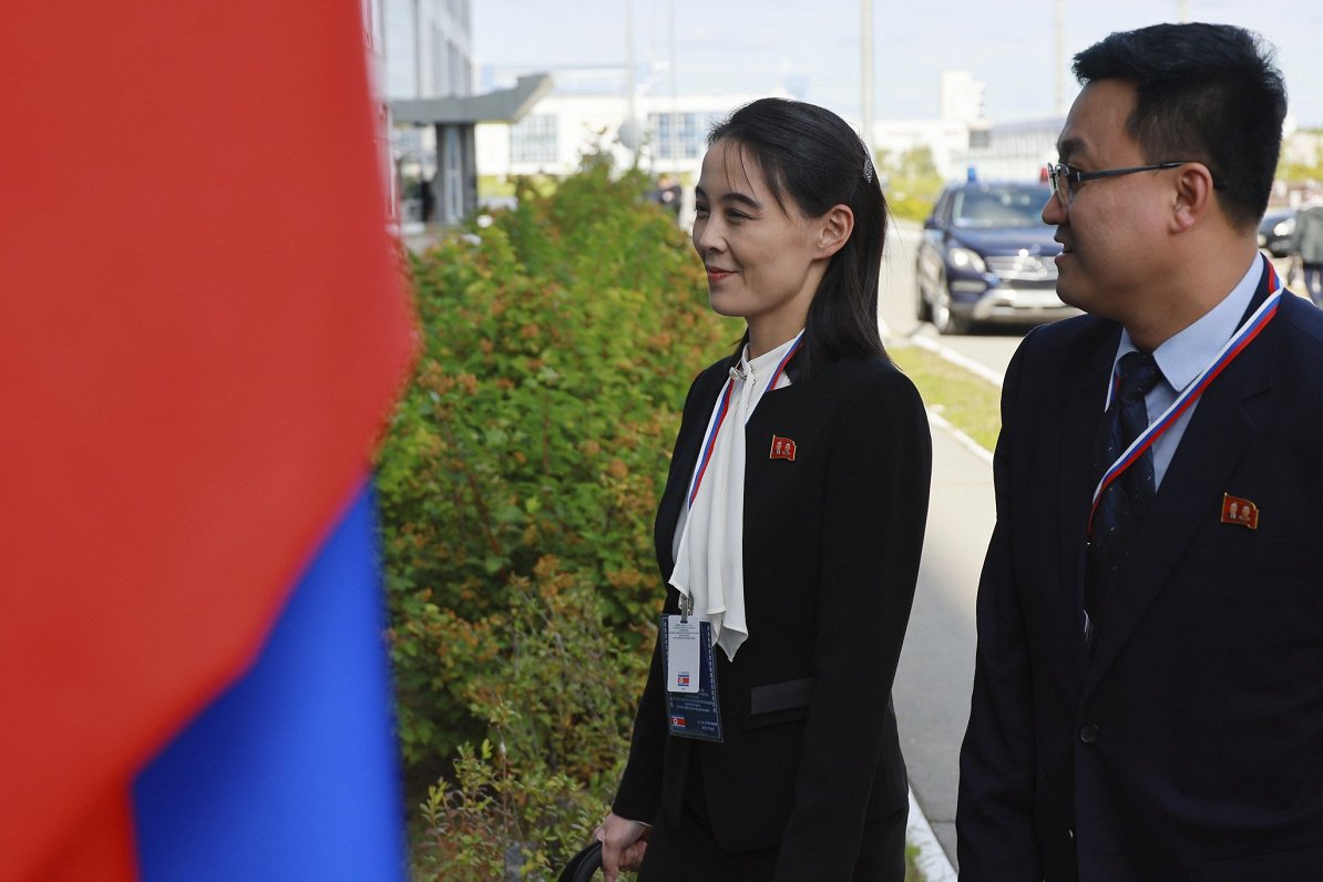 Ziemeļkorejas vadoņa Kima Čenuna māsa Kima Jočuna