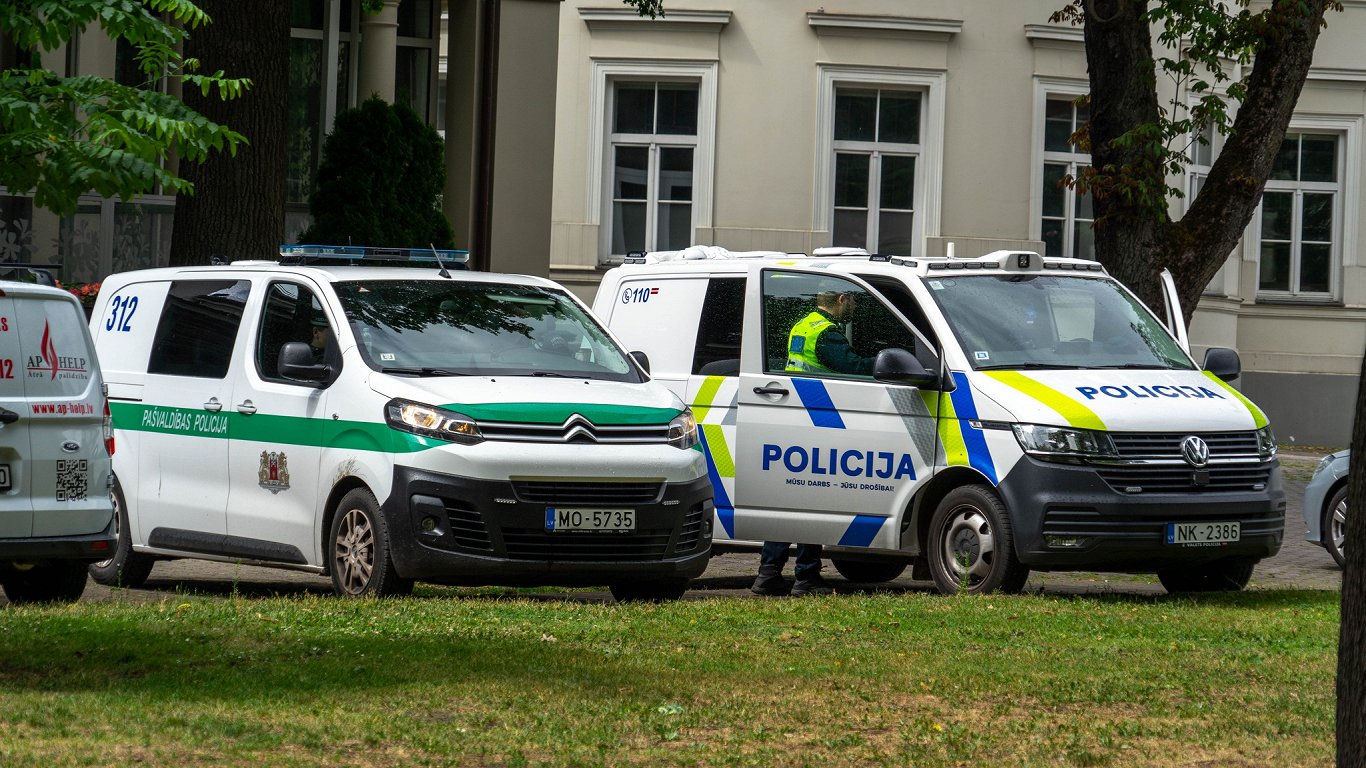 Pašvaldības un valsts policijas operatīvais transports