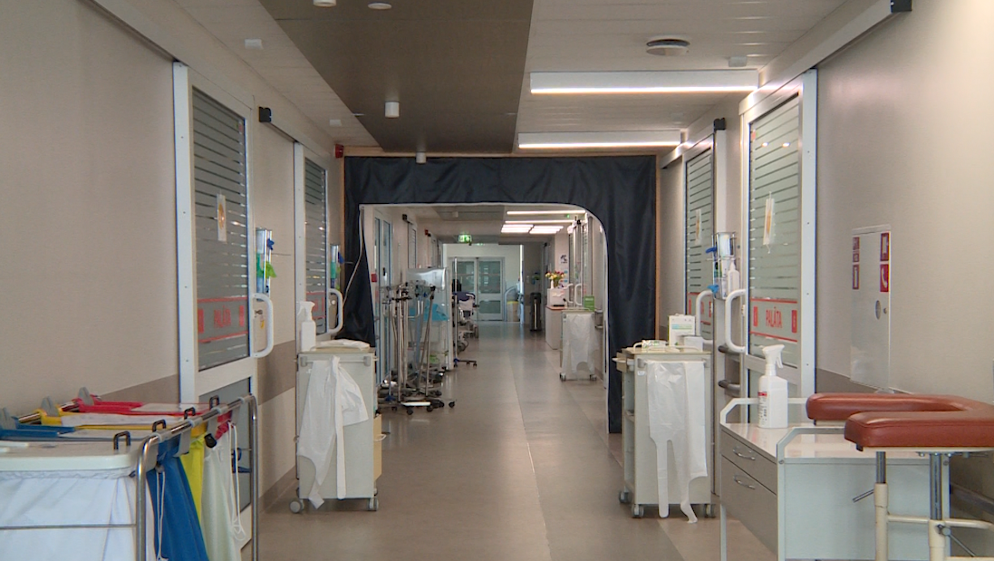 Reģionālajās slimnīcās gatavojas Covid-19 pacientu pieplūdumam