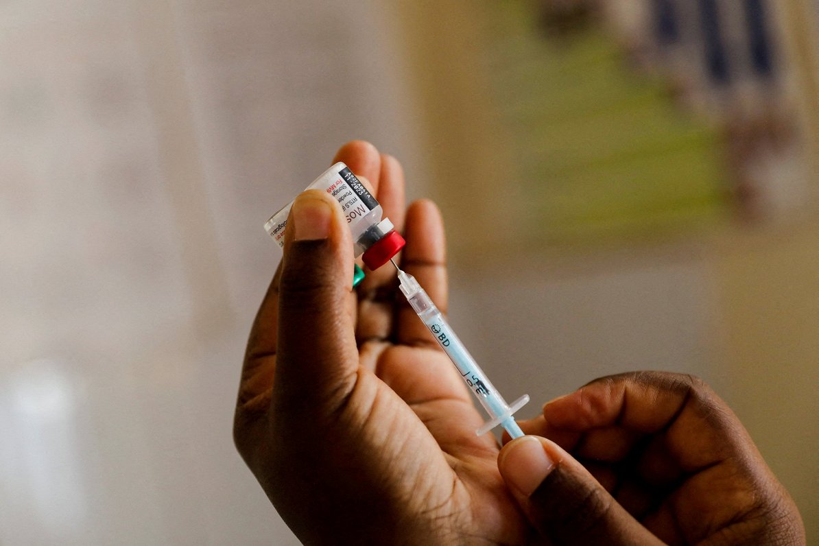 Ilustratīvs attēls: Pasaules Veselības organizācija apstiprina bērniem paredzētu vakcīnu pret malārī...