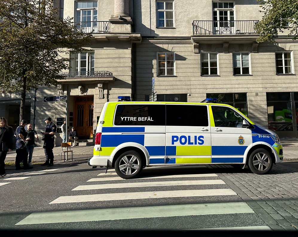 Ilustratīvs attēls: Zviedrijas policijas patruļa