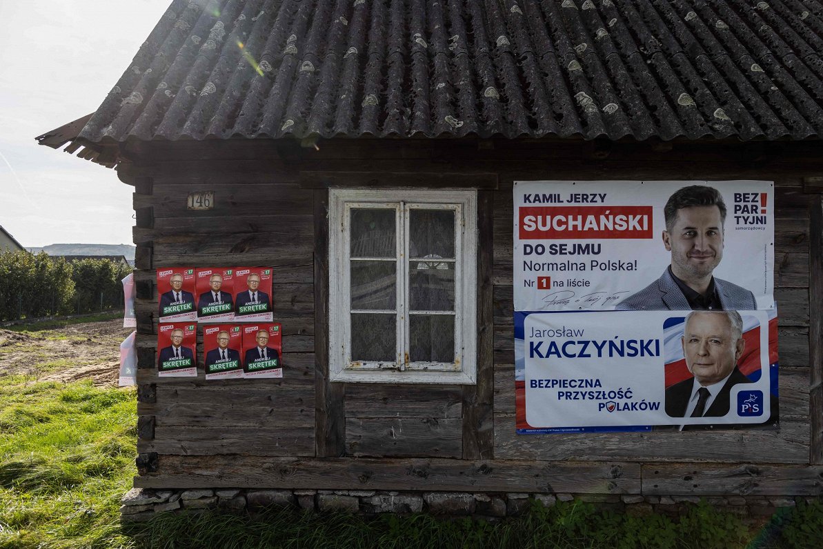 Priekšvēlēšanu plakāti Polijā