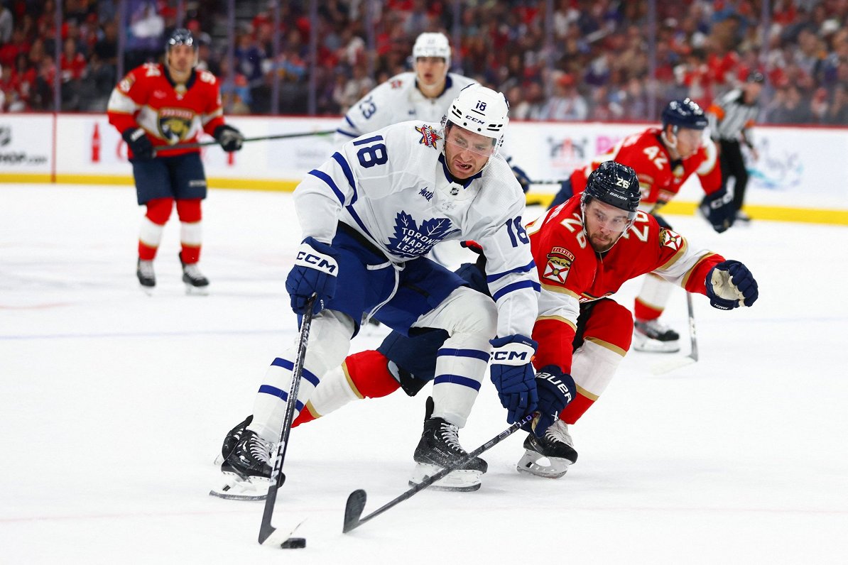 Uvis Balinskis NHL mačā pret Toronto &quot;Maple Leafs&quot;.