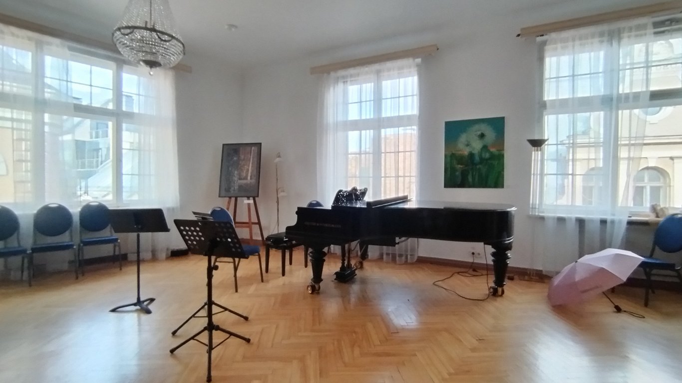 Камерный зал Artissimo в Старой Риге.