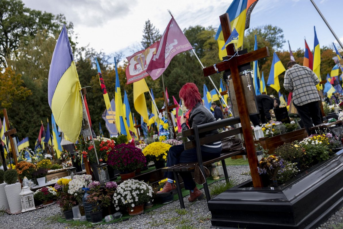 Солдатское кладбище. Украина, Львов. Снимок сделан 21.10.2023