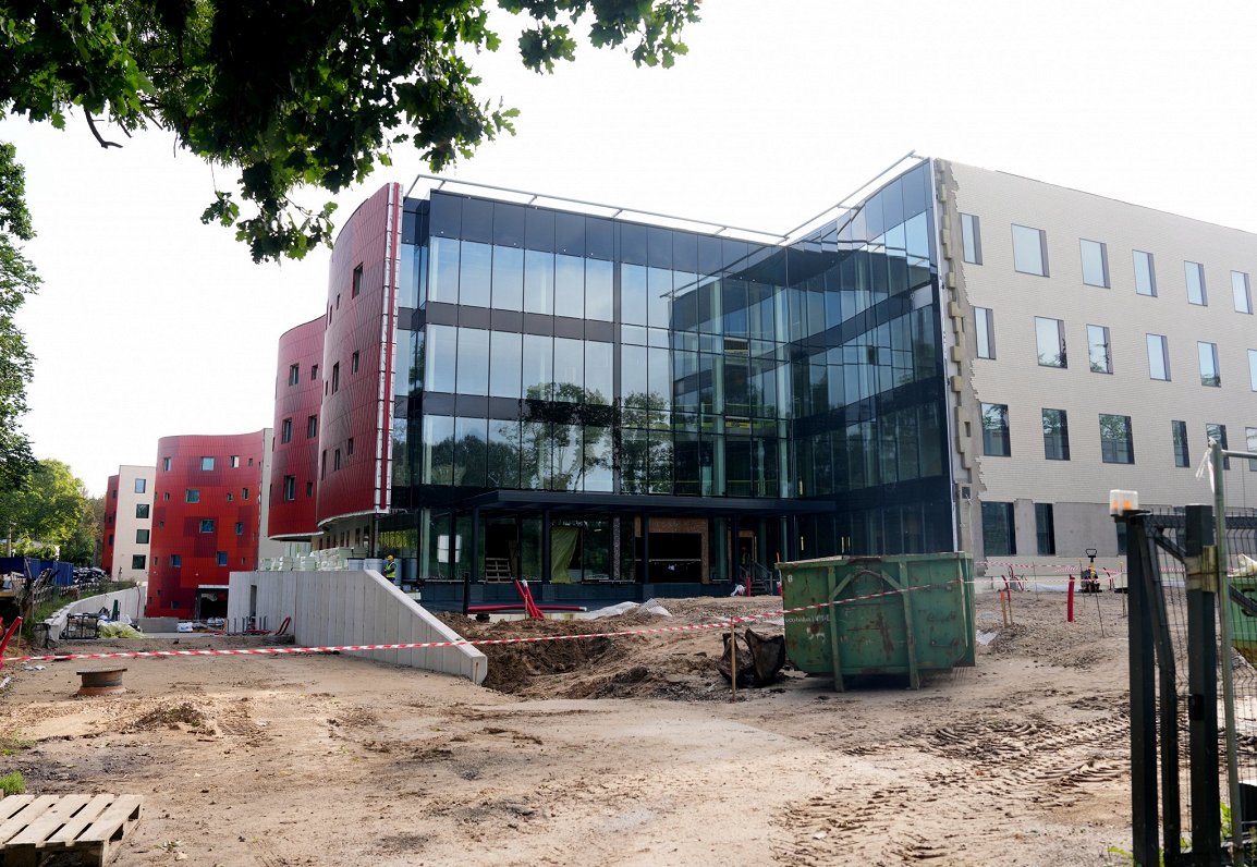 Paula Stradiņa klīniskās universitātes slimnīcas A2 jaunā korpusa būvniecība, 2023.gada augusts