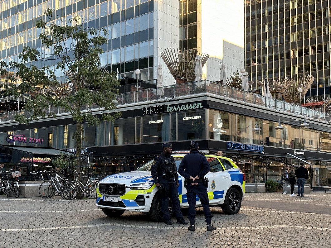 Zviedrijas policijas patruļa Stokholmā
