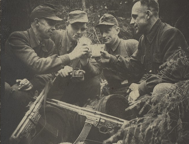 Pētera Čevera grupas partizāni 1949. gada jūnijā.