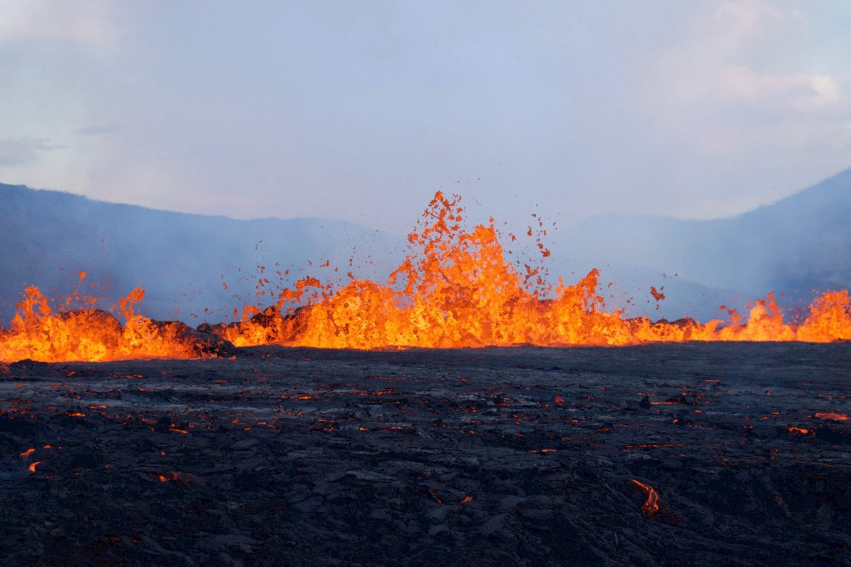 Ilustratīvs attēls: lavas izvirdums Fagradalsfjatla vulkānā 2023. gada augustā