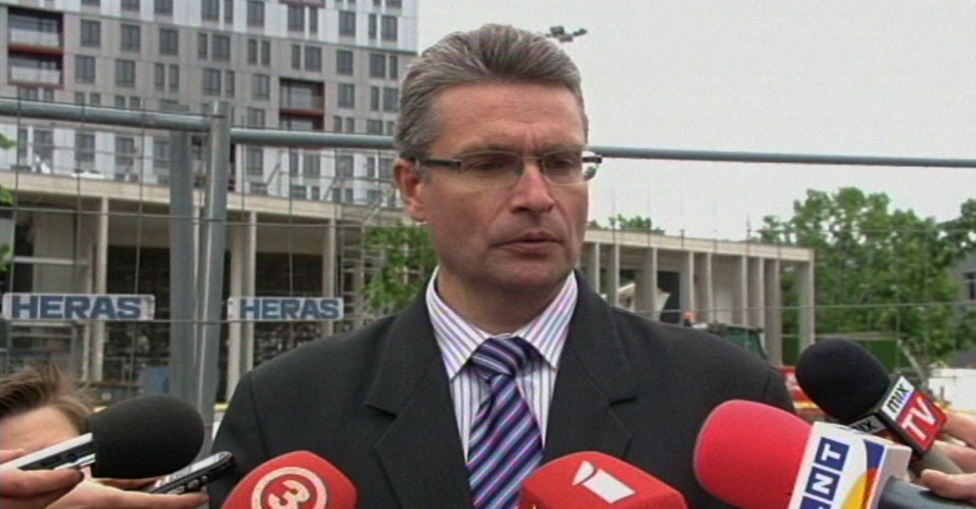 Andrejs Grišins Zolitūdes traģēdijas vietā, 2013.gads