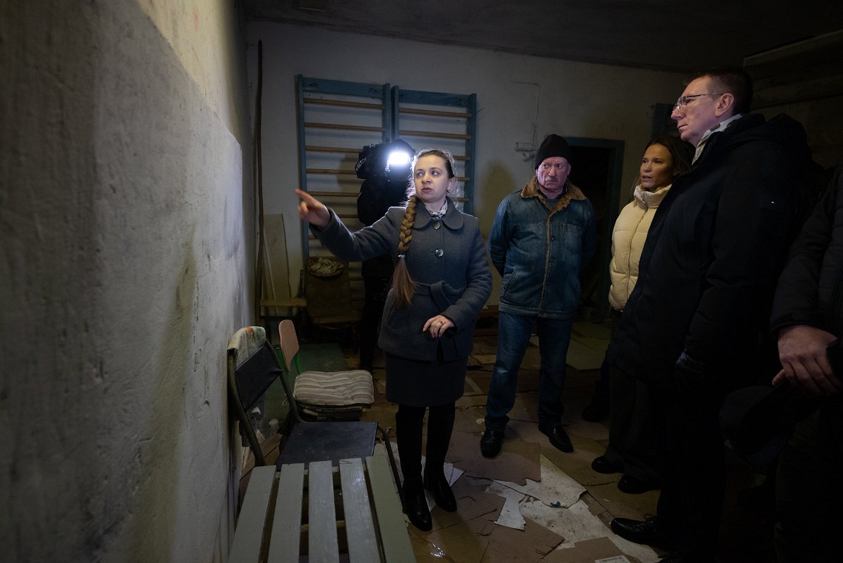 Valsts prezidents Edgars Rinkēvičs apmeklē Jahidnes ciemu Čerņihivas apgabalā, kur okupācijas laikā...