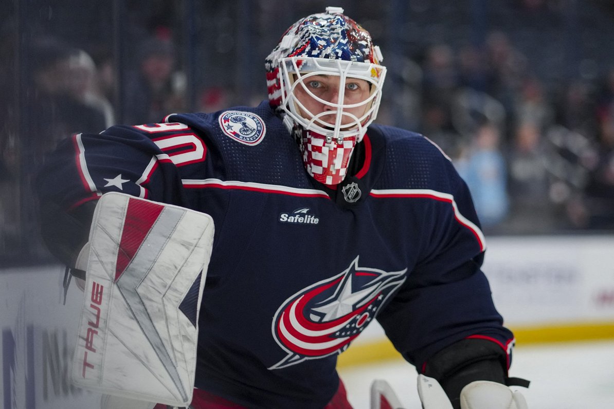 Merzļikins atvaira 27 metienus «Blue Jackets» zaudējumā NHL spēlē