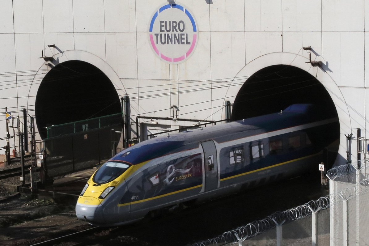 Eurostar Amsterdam-bound Train Breaks Down in Channel Tunnel