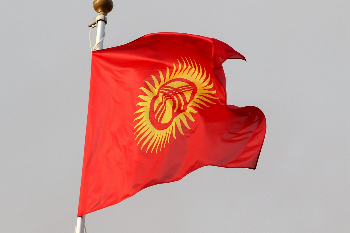 Kirgizstānas karogs