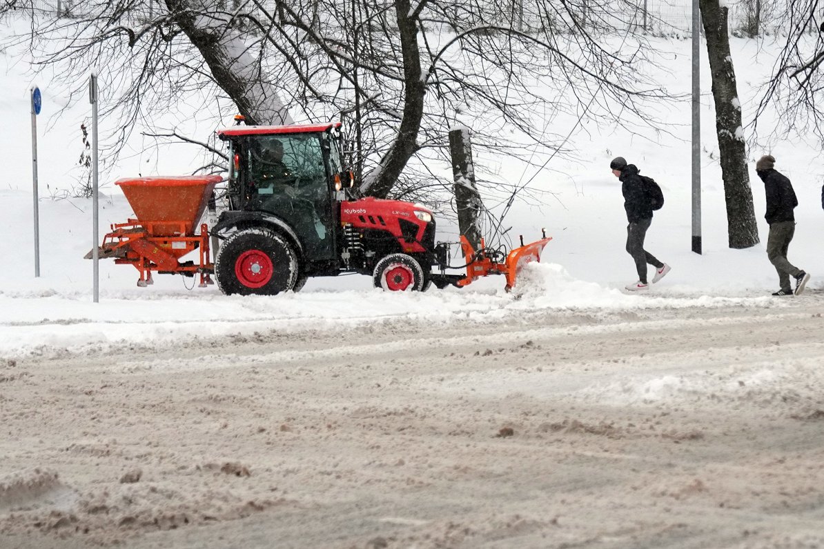 Latvija nav traka ar automašīnām, bet interesējas par traktoriem / Raksts