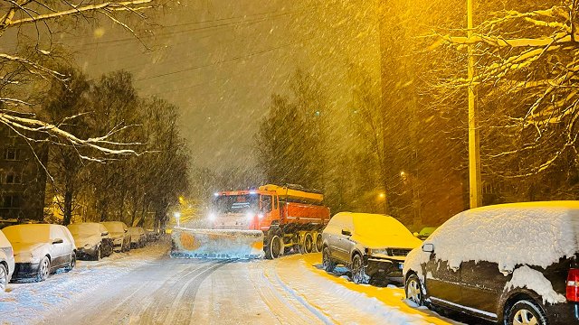 Новорижское шоссе с 17 по 22 км Автодор передаёт Москве, ремонт моста