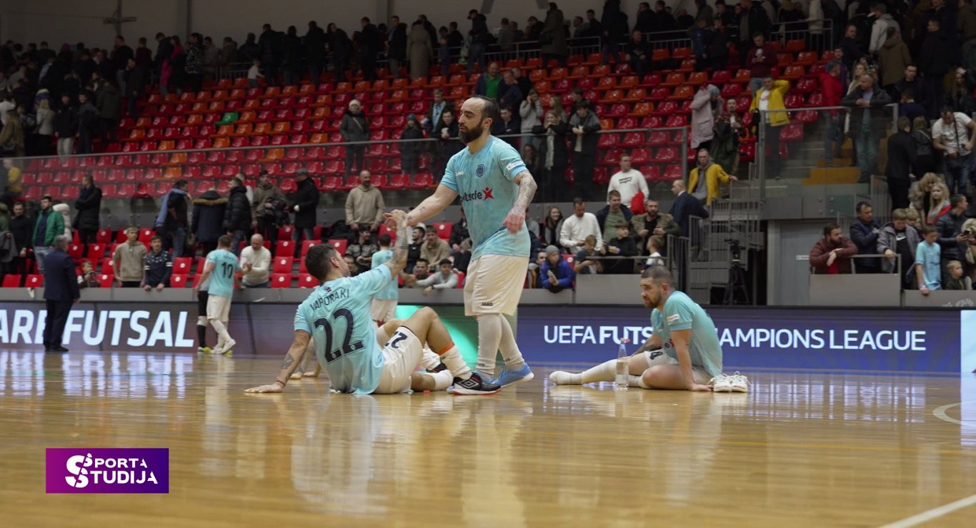 Gluži kā brīnums: Čempionu līgas turnīrs Jelgavā kulminējis Latvijas telpu futbola dižākajā spēlē