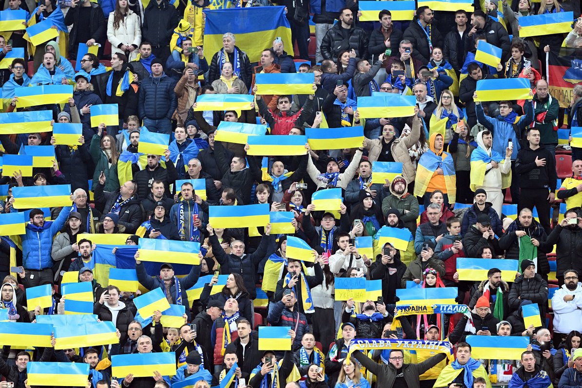 Ukrainas līdzjutēji futbola valstsvienības spēlē
