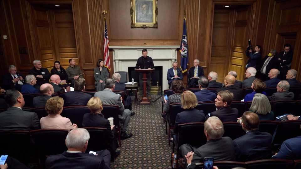 Volodimirs Zelenskis uzstājas ar runu ASV Senātā Vašingtonā