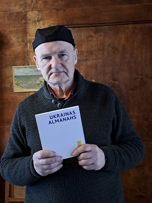 Dzejnieks un &quot;Ukrainas almanaha&quot; redaktors Aivars Eipurs