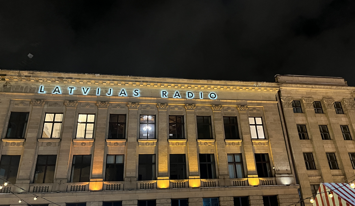 Latvijas Radio ēka Doma laukumā.