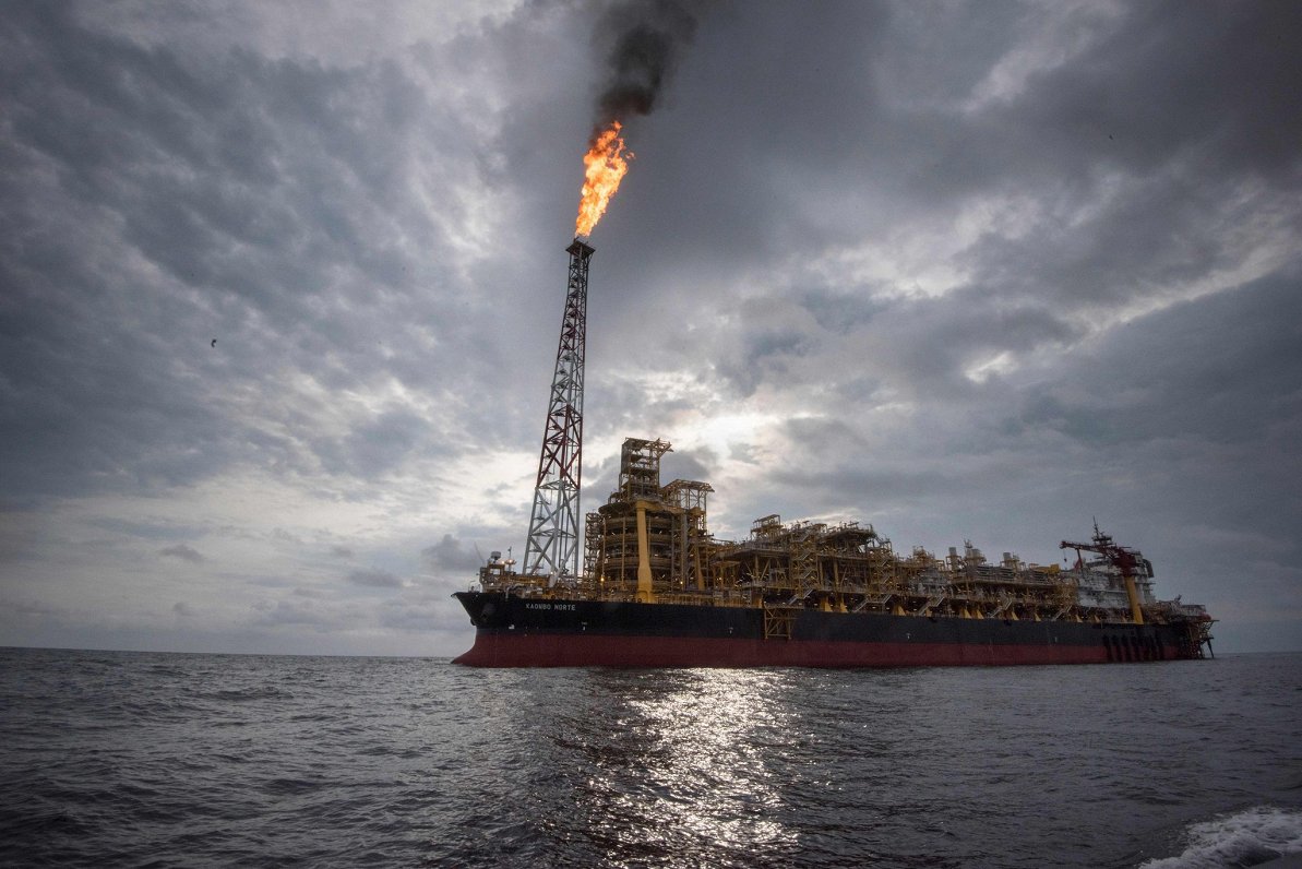 Naftas platforma Angolas piekrastē
