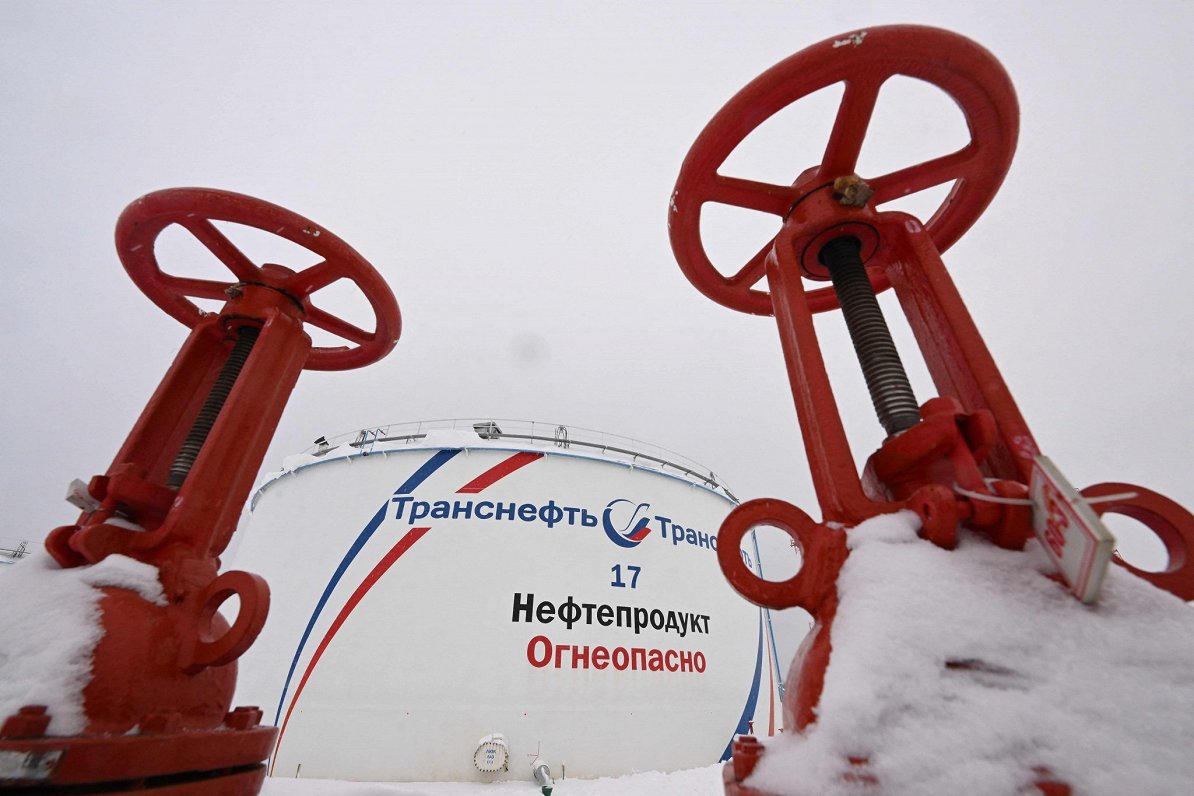 Krievijas naftas uzņēmuma &quot;Transneft&quot; degvielas tvertnes