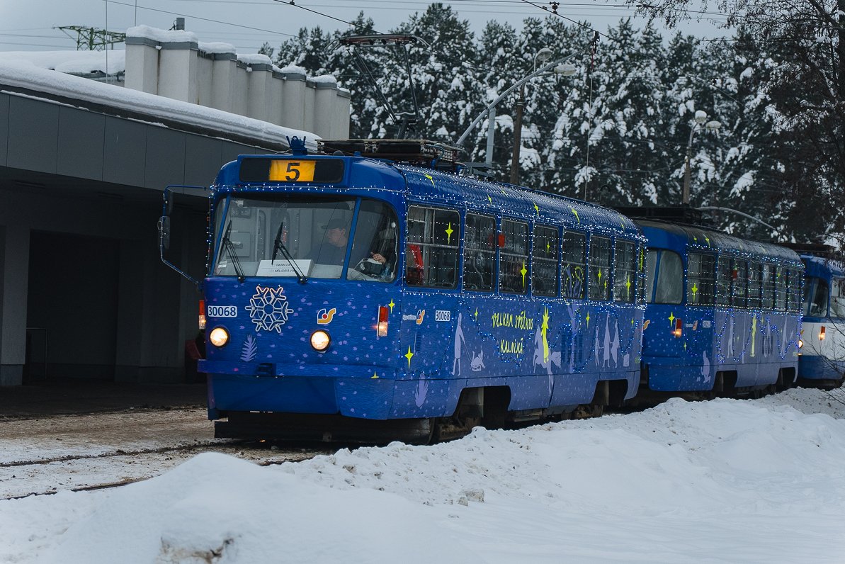 Праздничный трамвай в Риге
