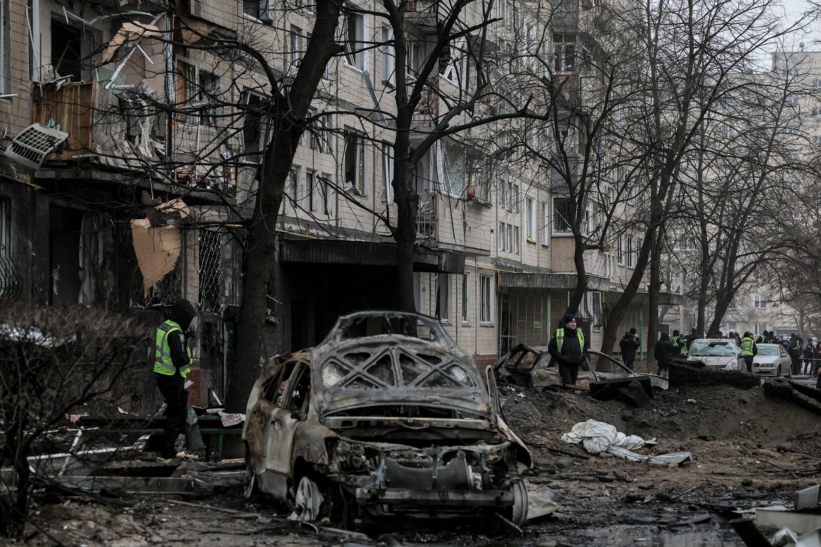 Последствия ракетного удара. Украина, Киев. 13.12.2023