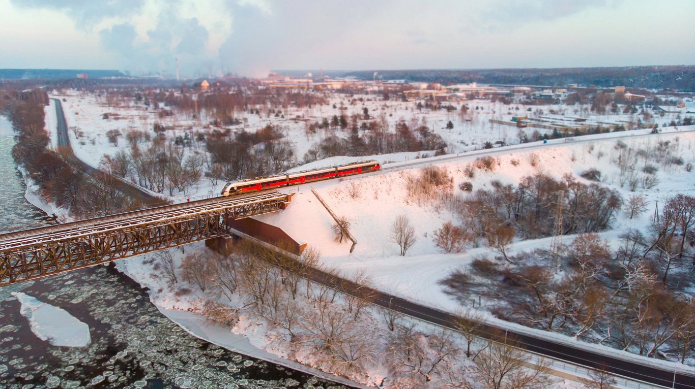 Пассажирский поезд в Литве. Иллюстративное фото