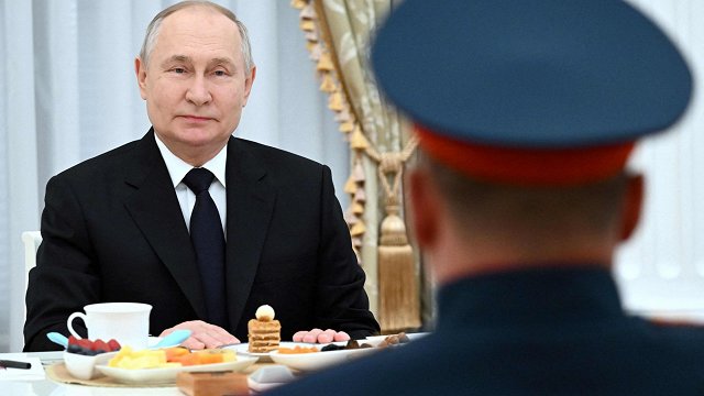 Мюнхгаузен в большой политике — политолог о Путине