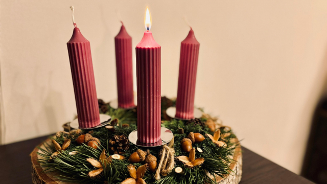 Рождественские традиции не соблюдают 4% латвийцев — опрос