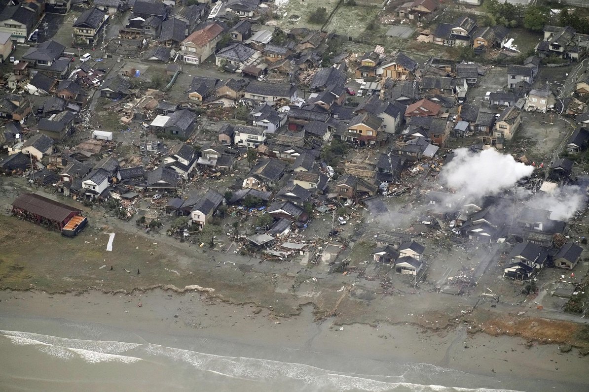 Zemestrīcēs Japānā bojā gājuši vismaz 30 cilvēki