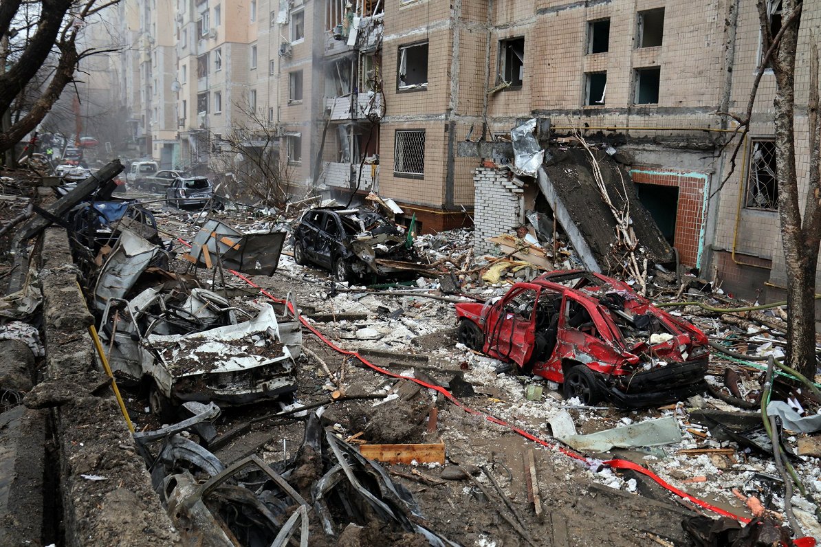 Krievijas otrdienas rīta uzbrukuma sekas Ukrainas galvaspilsētā Kijivā