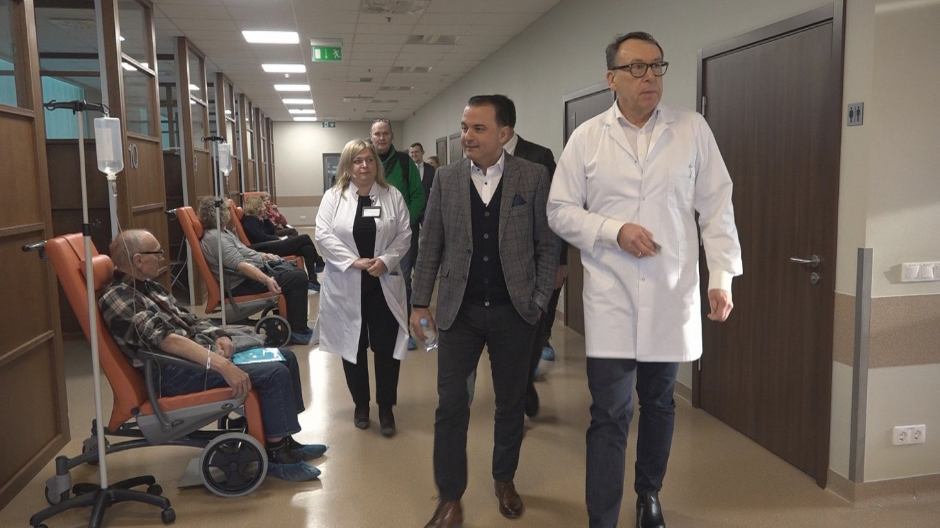 Veselības ministra Hosama Abu Meri (&quot;Jaunā Vienotība&quot;) vizīte Liepājas slimnīcā.