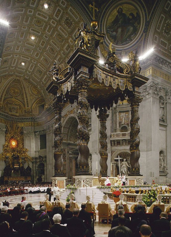 Baldahīns Svētā Pētera bazilikā Vatikānā