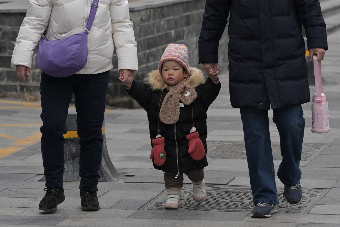 Ķīnā samazinās iedzīvotāju skaits