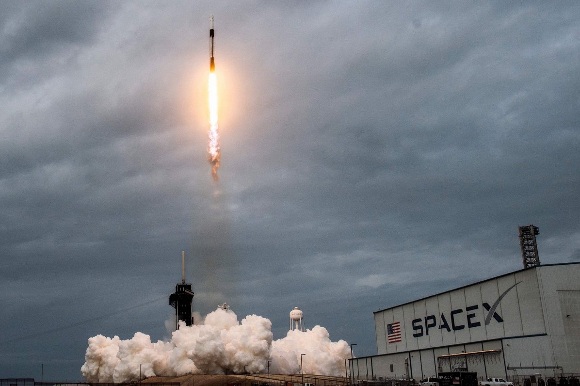 Kompānijas &quot;SpaceX&quot; raķetes &quot;Falcon&quot; starts, 18.01.2024.