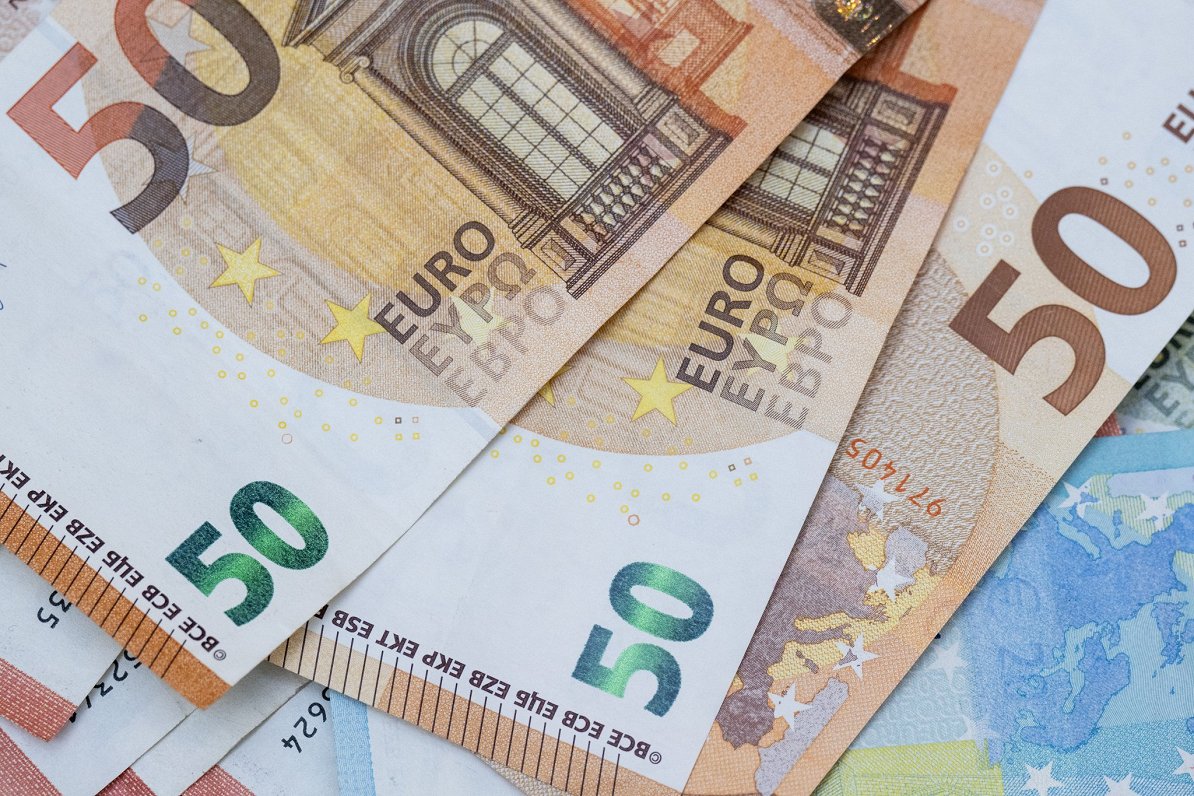 Ilustratīvs attēls: eiro naudaszīmes