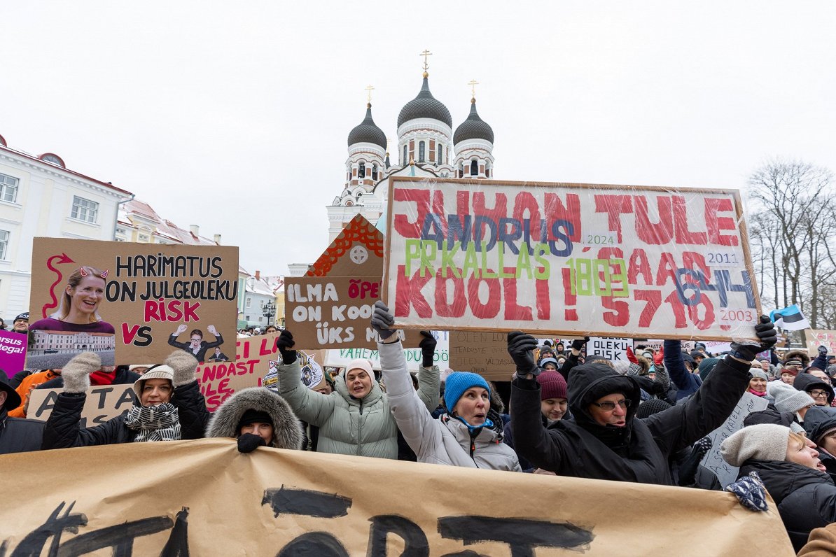 Skolotāju streika dalībnieki Igaunijā