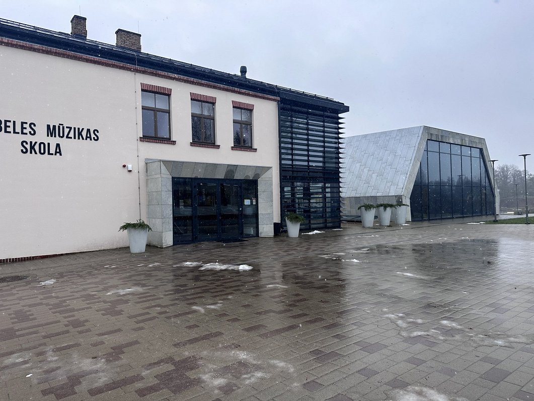 2019. gadā atklātā rekonstruētā Dobeles mūzikas skolas ēka un tās piebūve - koncertzāle &quot;Zinta&...