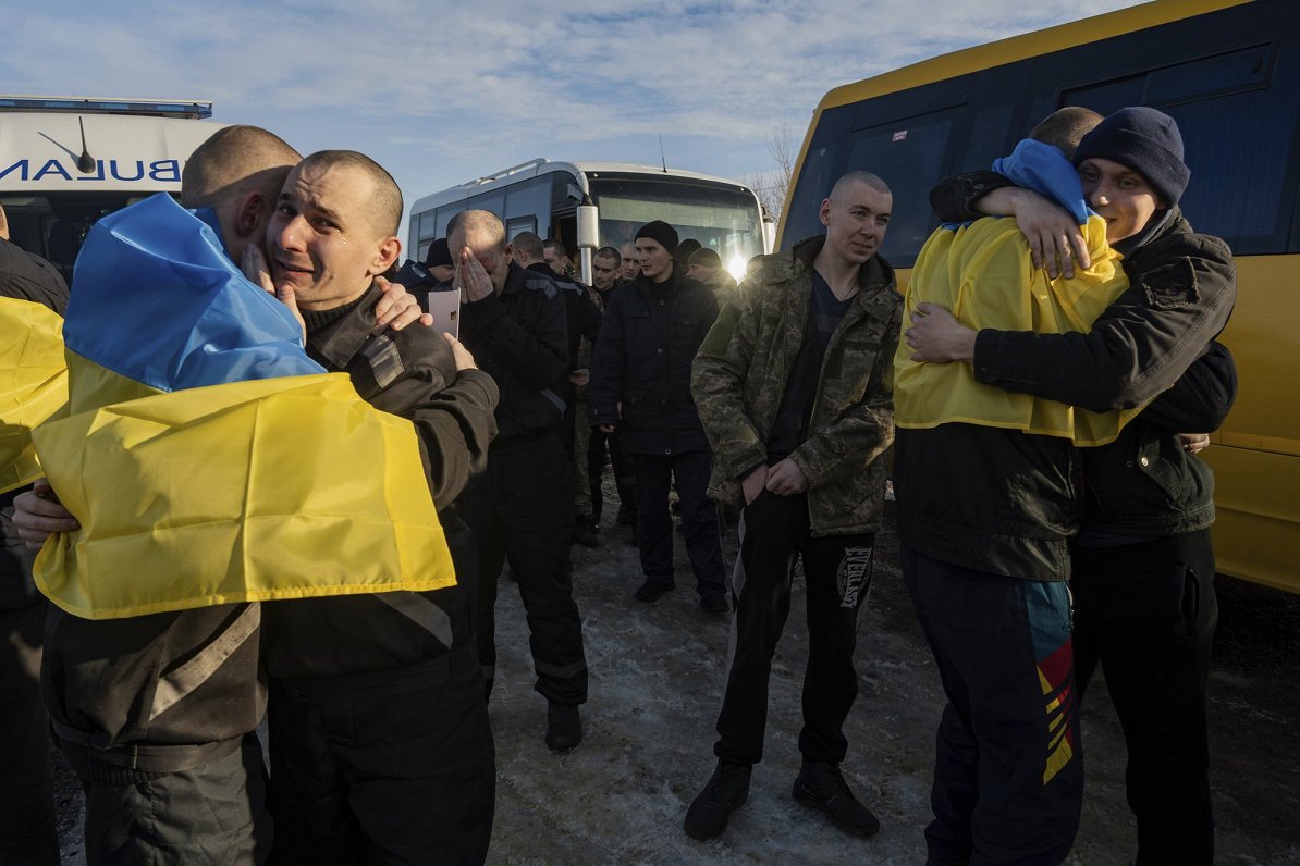 Украинцы вернулись из плена РФ. 31.01.2024