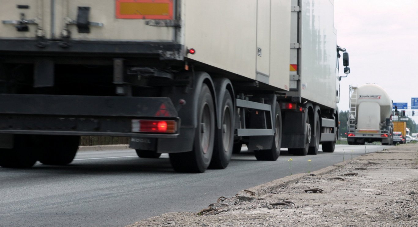 Rīgā cauri Torņkalnam aizliegs kravas auto tranzītu