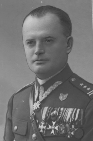 Pułkownik Aleksander Myszkowski.● Полковник Александр Мышковский.1930-1939.Narodowe Archiwum Cyfrowe