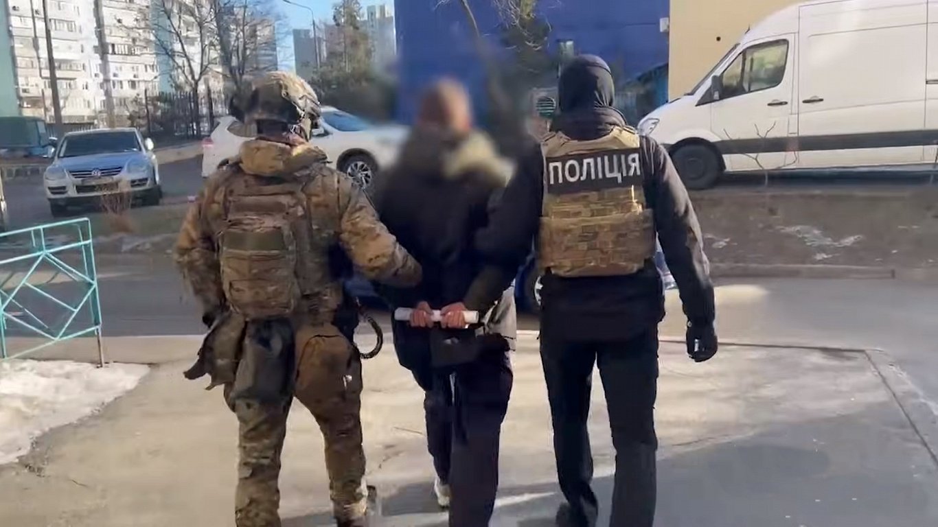 Aizturēšana Ukrainā