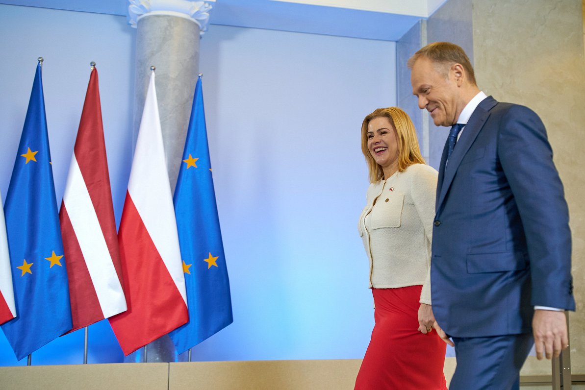 Prime Ministers Evika Siliņa and Donald Tusk