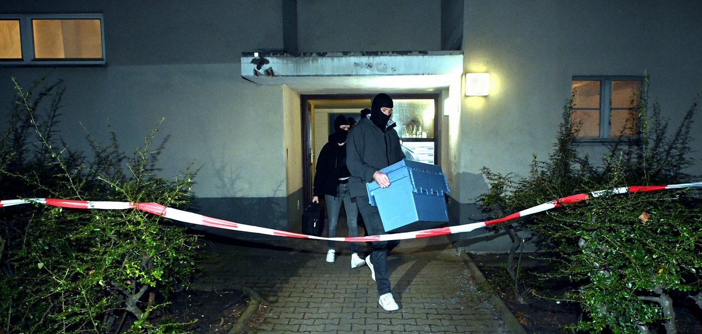Vācijas likumsargi Berlīnē arestē Danielu Kleti.
